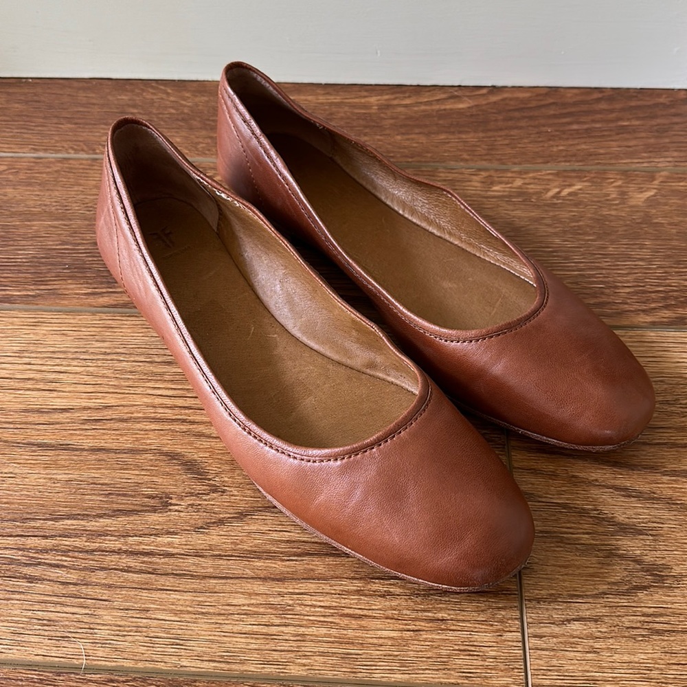 Frye Flats